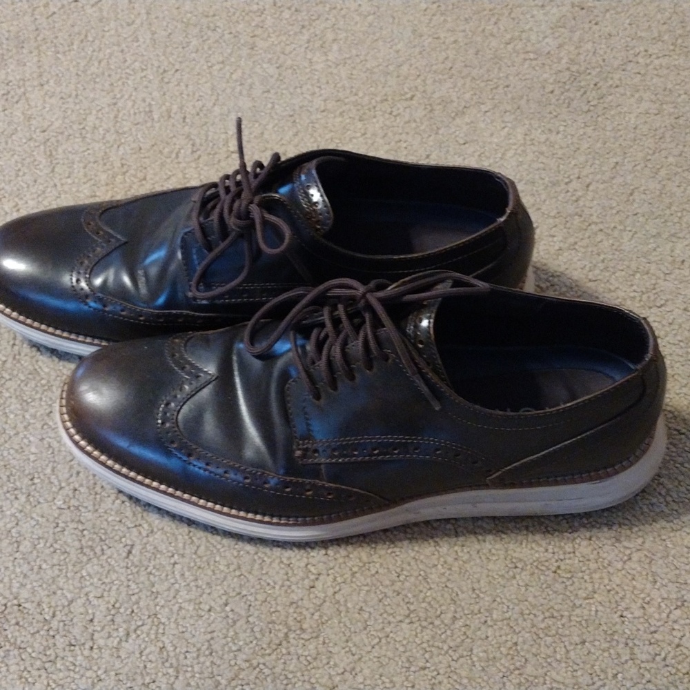 Brown Cole haan shoes very good condition only worn a few times